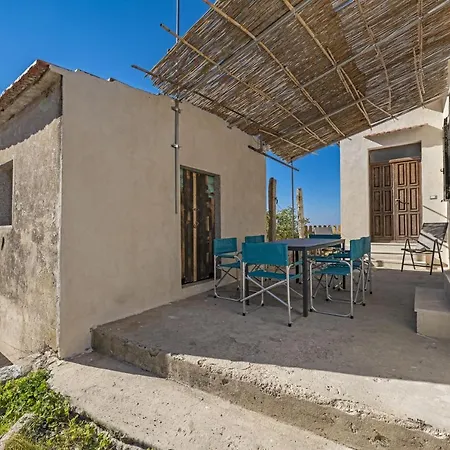 La Scogliera Del Calello Daire Pomonte